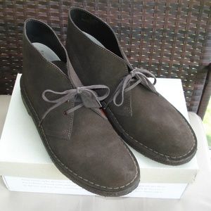 Clark's Original Desert Boots size 11.5M